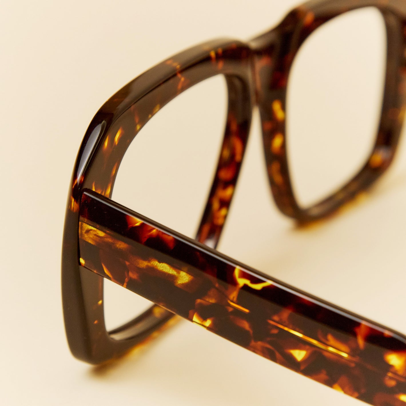 Christian Dior en or vintage